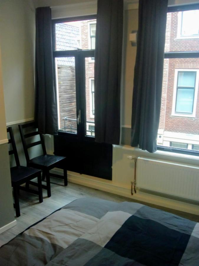 Aldo, Not For Parties, Not A Hotel, Room With Shared Bathroom, No Kitchen Amsterdam Bagian luar foto