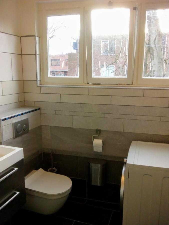 Aldo, Not For Parties, Not A Hotel, Room With Shared Bathroom, No Kitchen Amsterdam Bagian luar foto