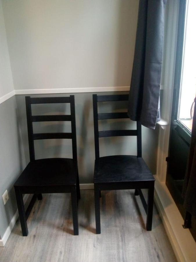 Aldo, Not For Parties, Not A Hotel, Room With Shared Bathroom, No Kitchen Amsterdam Bagian luar foto